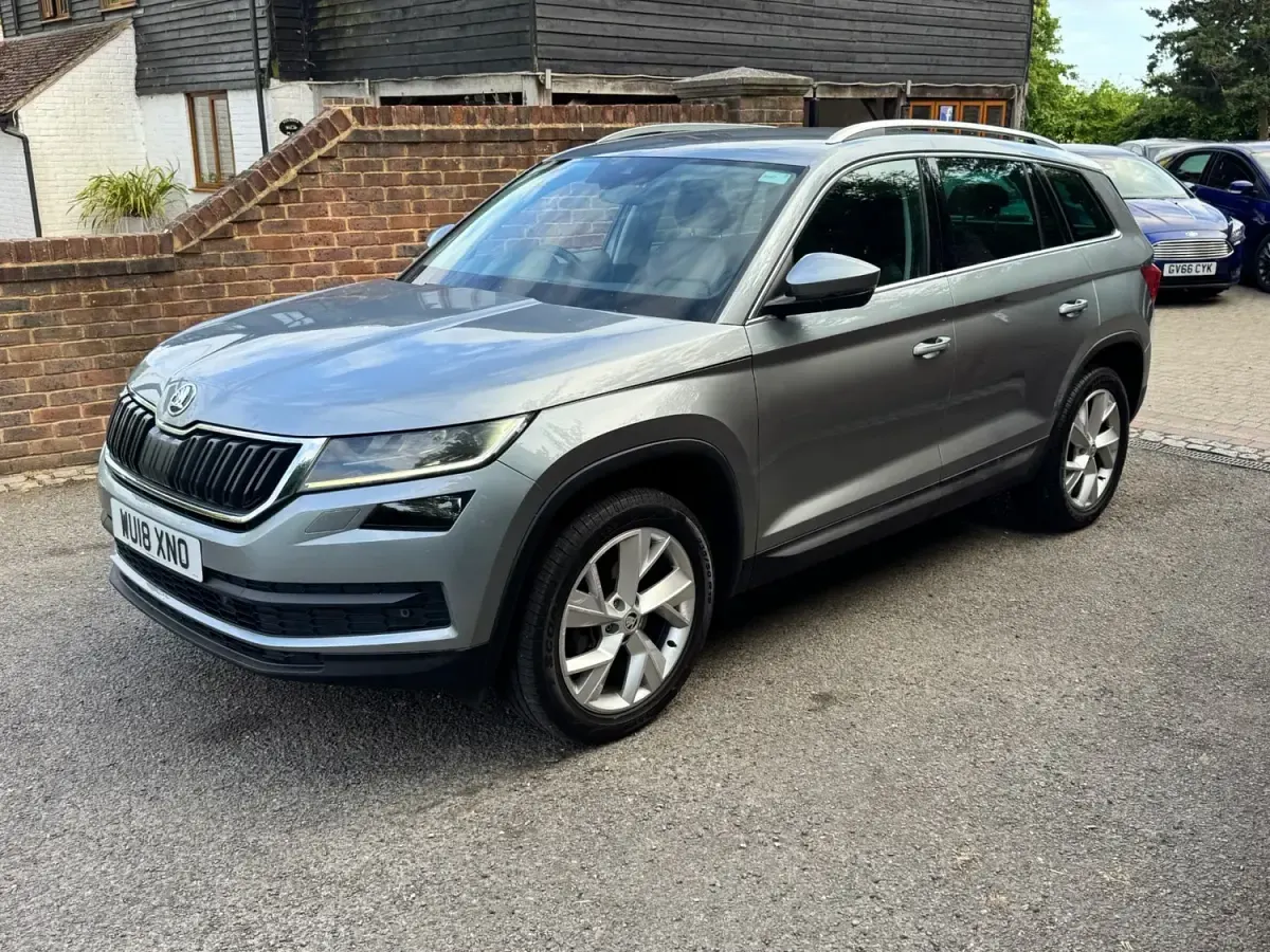 Usado Skoda Kodiaq 150 CV (110 kW) 2018 Gris SUV