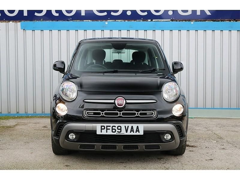 Used Fiat 500L Cross 95 HP (69 kW) 2019 Black MPV