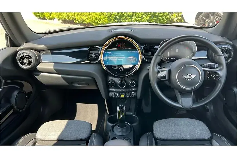 Gebraucht Mini Cooper S Level 2 135 kW (184 PS) 2023 Weiß Kleinwagen