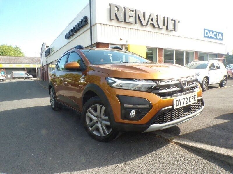 Orange Used 2022 Dacia Sandero Comfort Hatchback | £12,995 (A bit pricey) - Image 1/4