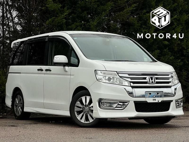 Used Honda Stepwgn 2014 White MPV