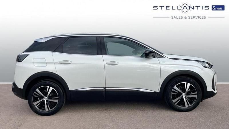 White Used 2023 Peugeot 3008 GT SUV | £21,416 (Fair price) - Image 1/4