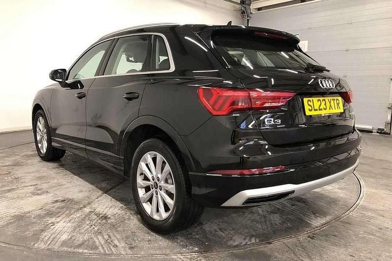 Used Audi Q3 Sport 147 HP (108 kW) 2023 Black SUV