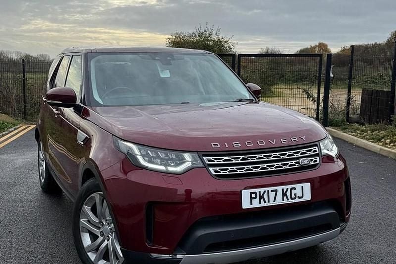 Red Used 2017 Land Rover Discovery 5 HSE SUV | £17,488 (Fair price) - Image 1/1