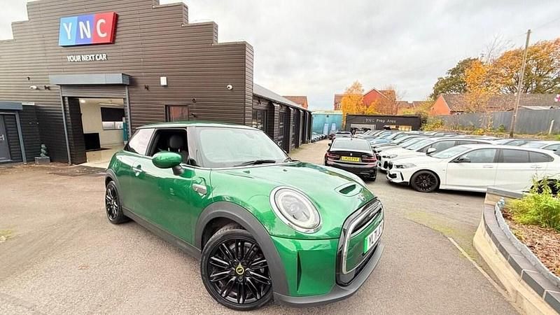 Used Mini Cooper SE Hatch 135 kW (184 HP) 2021 Green Hatchback