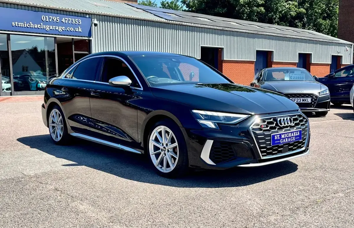 Used Audi A3 Performance 190 HP (139 kW) 2021 Black Sedan