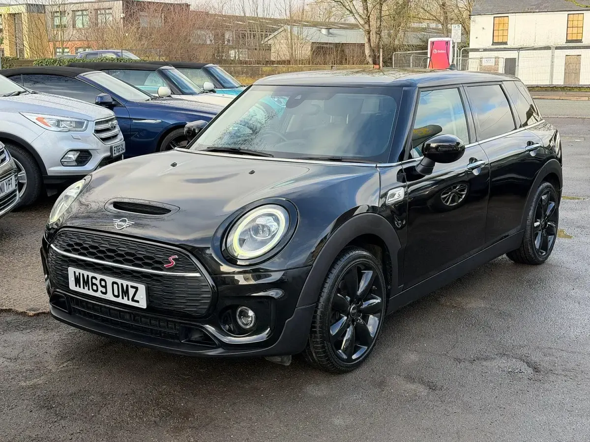 Used Mini Cooper Clubman Exclusive 2019 Black Estate