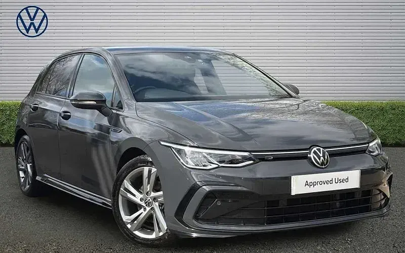 Used VW Golf VII R-line 131 HP (96 kW) 2020 Hatchback