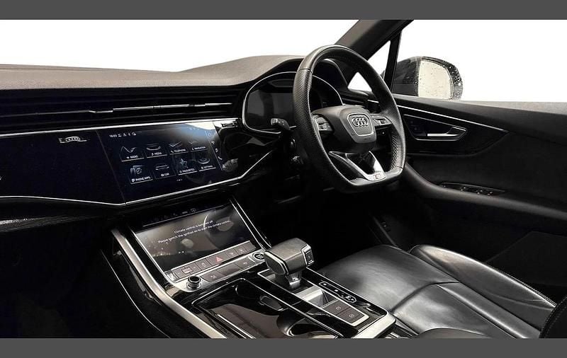 Used Audi Q7 Black Edition 340 HP (250 kW) 2022 Black SUV