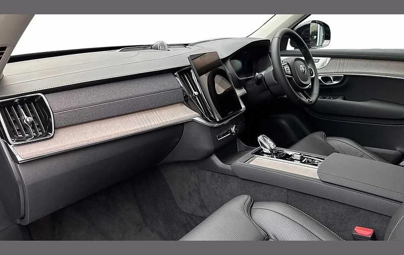 Used Volvo XC90 Ultra 247 HP (181 kW) 2025 Blue SUV