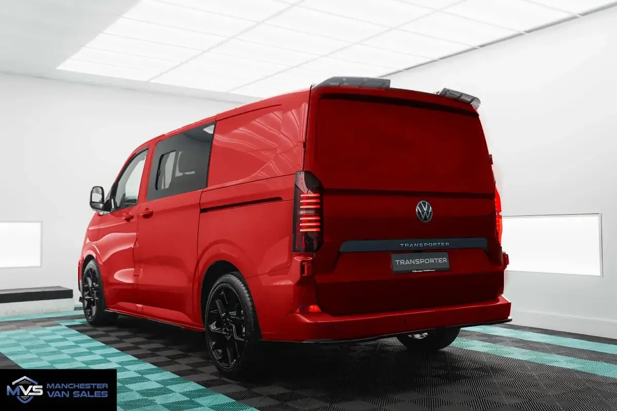 New VW Transporter Edition 170 HP (125 kW) 2026 Red Van