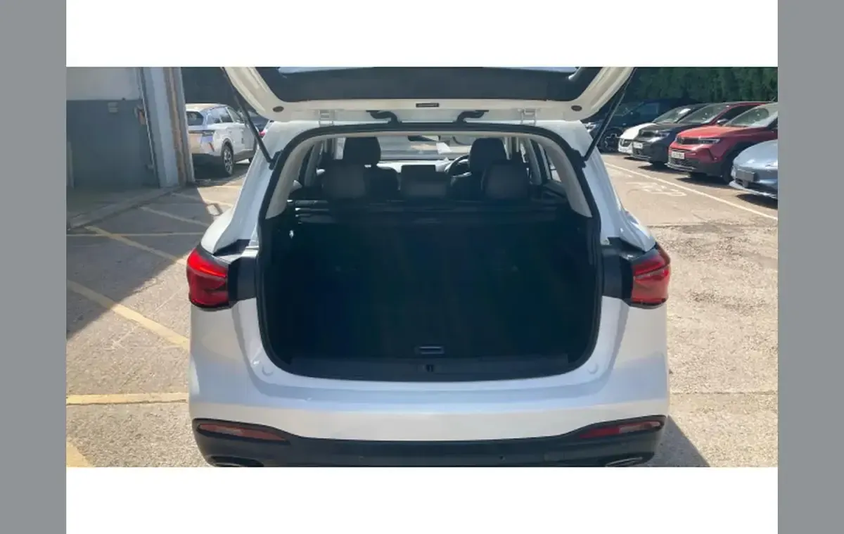 Used MG HS Excite 162 HP (119 kW) 2023 White SUV