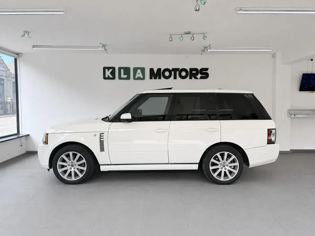 Used Land Rover Range Rover Vogue 271 HP (199 kW) 2010 White SUV
