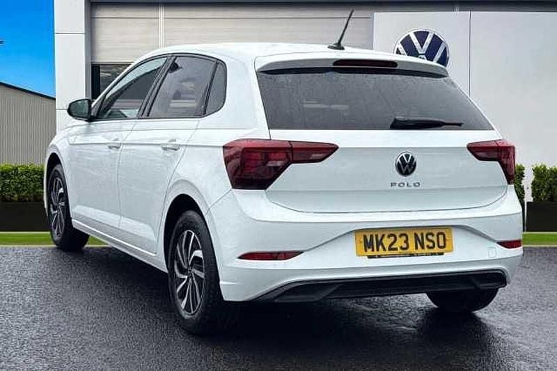 Used VW Polo Life 80 HP (58 kW) 2023 White Hatchback