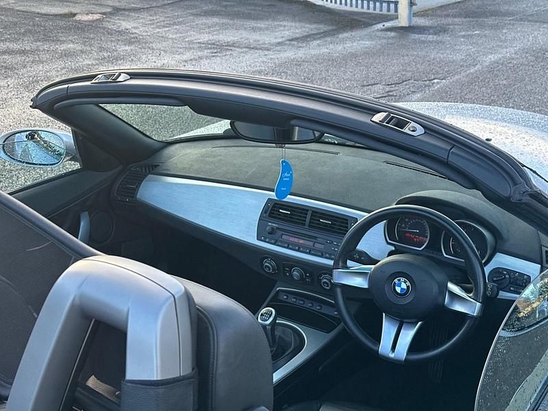 Used BMW Z4 150 HP (110 kW) 2008 Silver Cabriolet