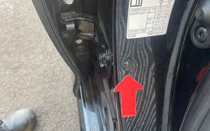 Used 2022 Toyota Corolla Estate | £16,700 (Fair price) - Image 1/4