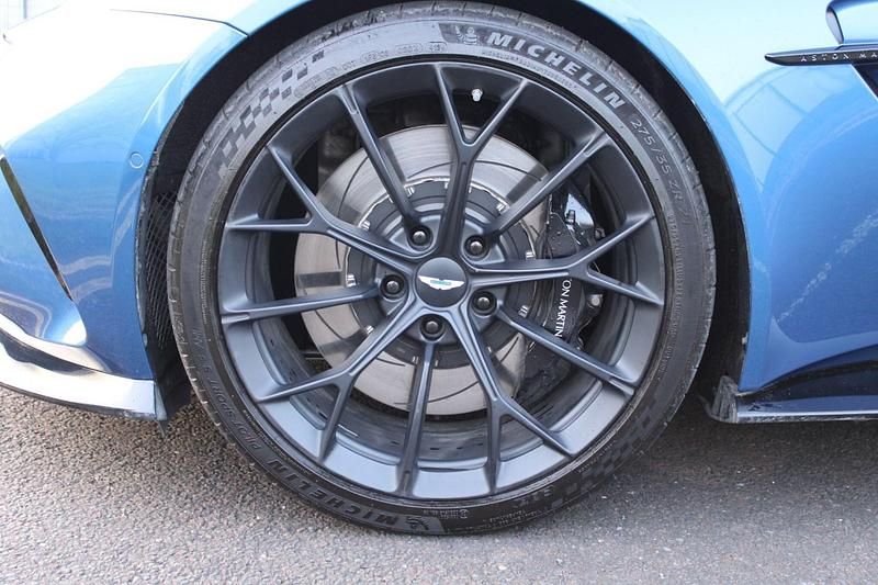 Used Aston Martin V8 Vantage 665 HP (489 kW) 2025 Blue Cabriolet