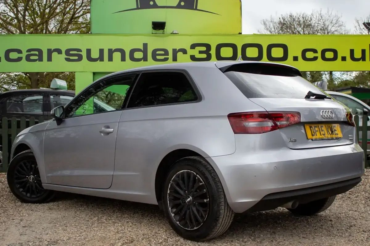Used Audi A3 Business 110 HP (80 kW) 2015 Silver Hatchback