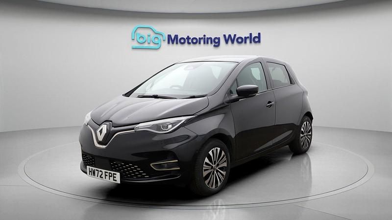 Begagnad Renault Zoe Techno 100 kW (136 HK) 2022 Svart Halvkombi