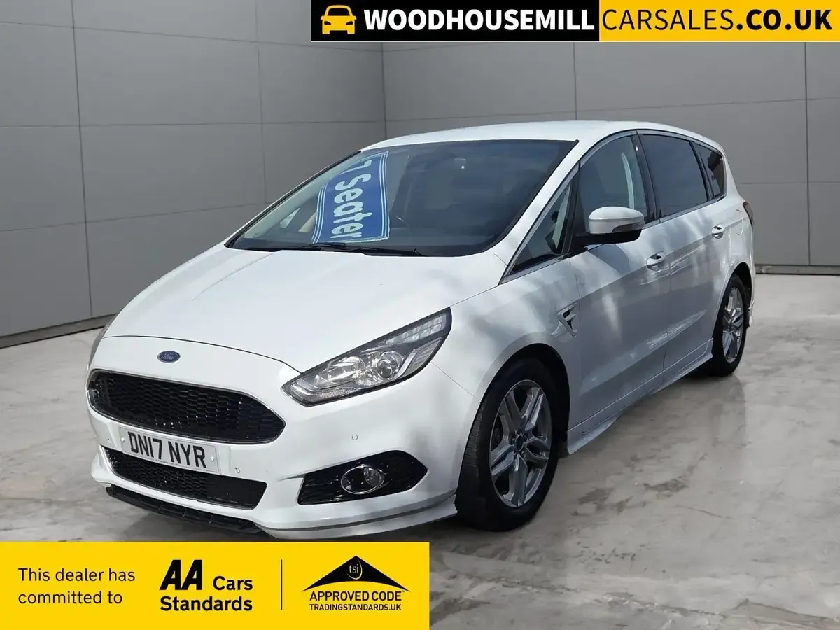 Used Ford S-MAX Sport 210 HP (154 kW) 2017 White MPV