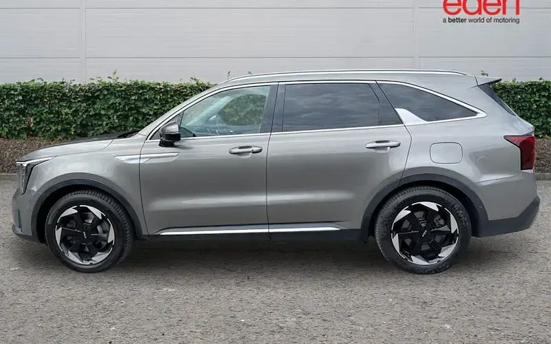 Used Kia Sorento 193 HP (141 kW) 2024 Grey SUV
