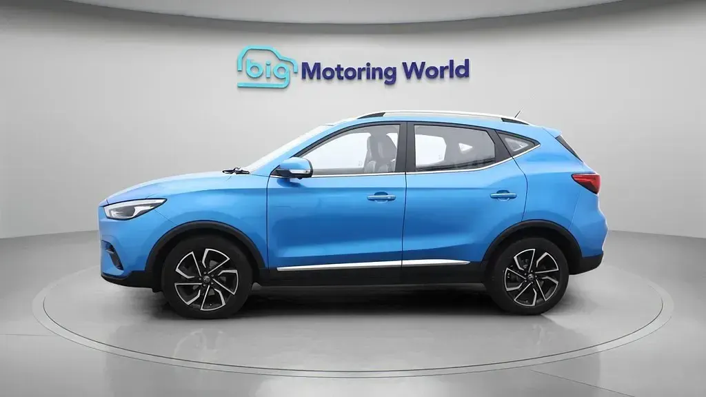 Używany MG ZS 2023 Niebieski SUV