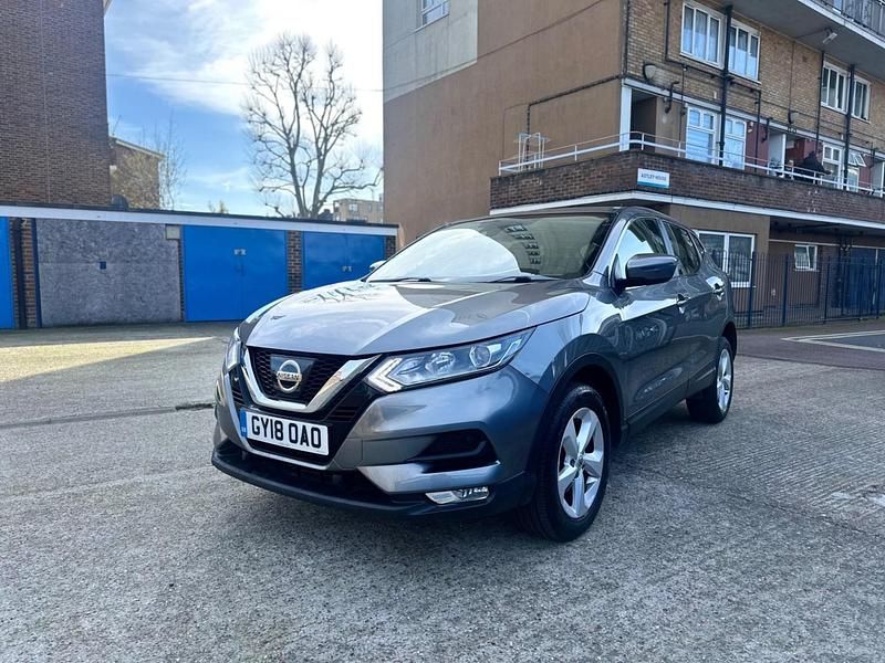 Used Nissan Qashqai Acenta 115 HP (84 kW) 2018 Grey SUV