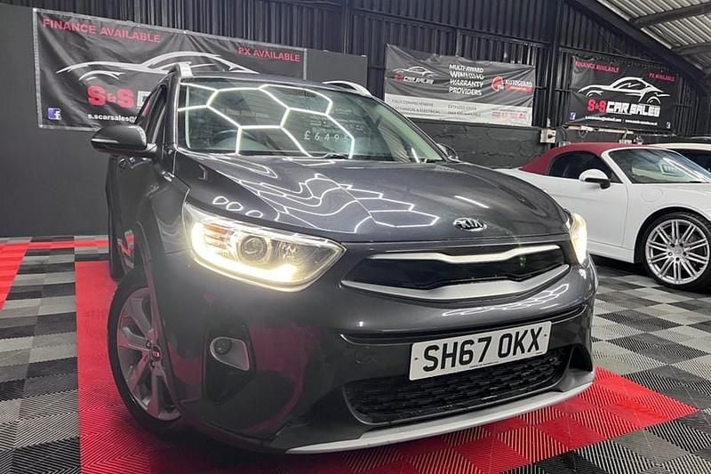 Used Kia Stonic 108 HP (79 kW) 2017 Grey SUV