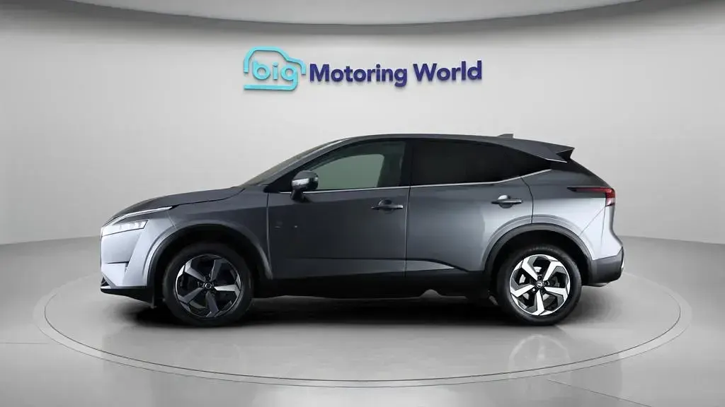 Used Nissan Qashqai N-Connecta 140 HP (102 kW) 2022 Grey SUV