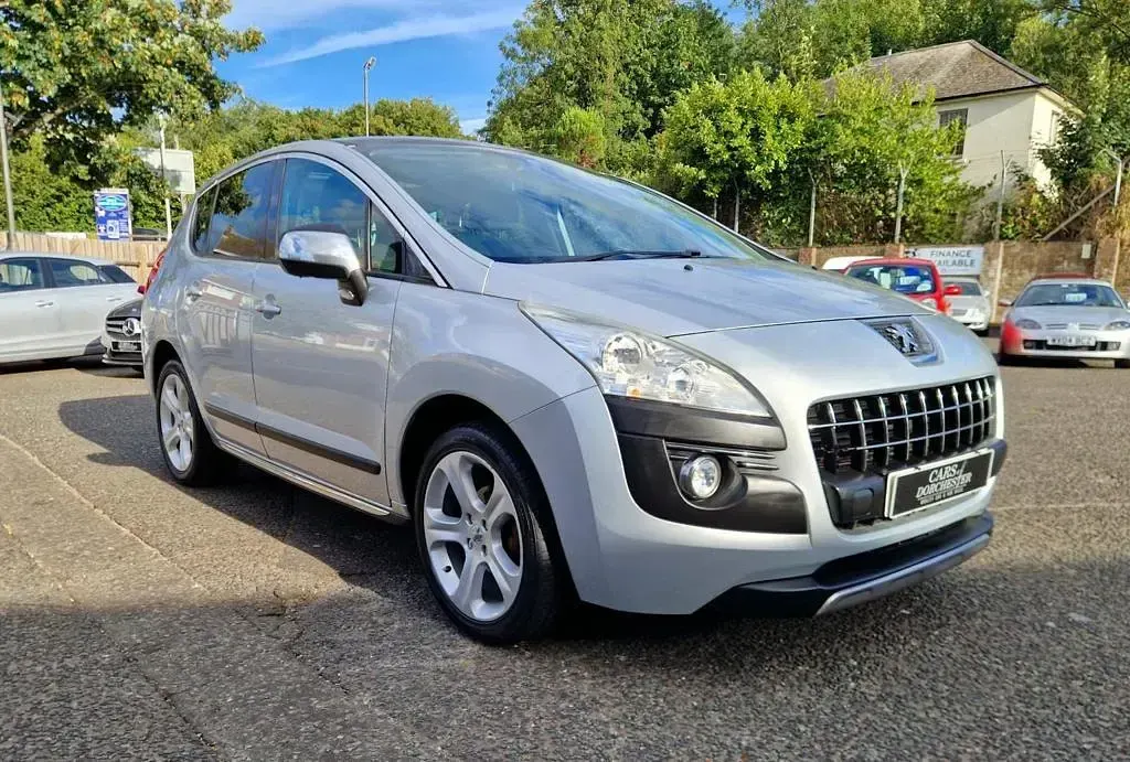 Used Peugeot 3008 Allure 2013 Silver Estate