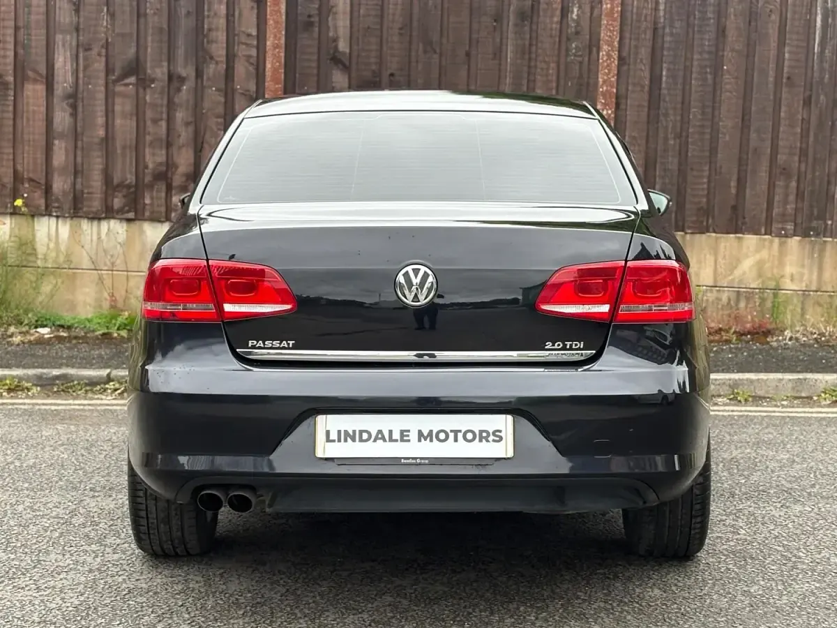 Used VW Passat S 2014 Black Sedan