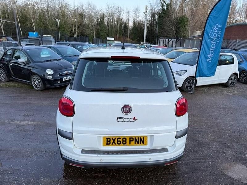 Used Fiat 500L Cross 120 HP (88 kW) 2018 White MPV