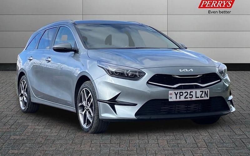 New 2024 Kia Ceed Sportswagon 3 Estate | £21,790 (Good price) - Image 1/4