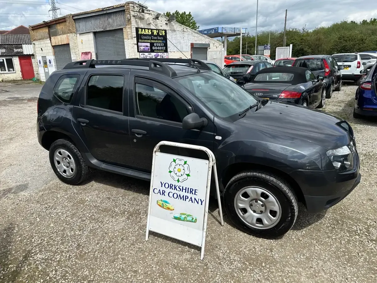 Used Dacia Duster Ambiance 110 HP (2016) in Castleford - £4,295 | AutoUncle