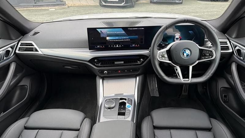 Used BMW i4 M Sport 246 kW (335 HP) 2025 White Sedan