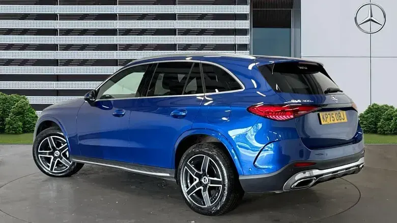 Usado Mercedes GLC300e AMG line 313 HP (230 kW) 2025 Carrinha