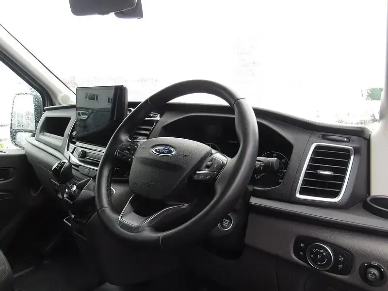 Used Ford Transit Limited 170 HP (125 kW) 2024 Moondust silver (metallic paint) Van