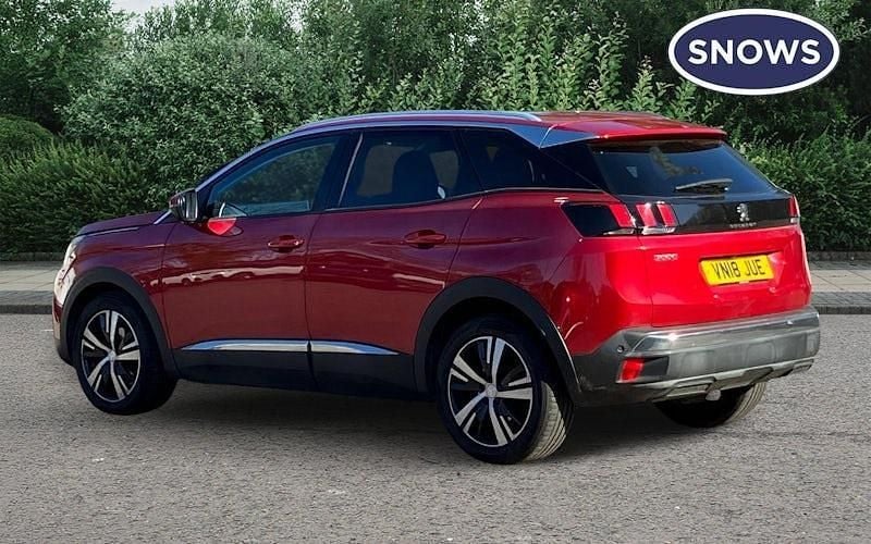 Used Peugeot 3008 Allure 165 HP (121 kW) 2018 Red SUV