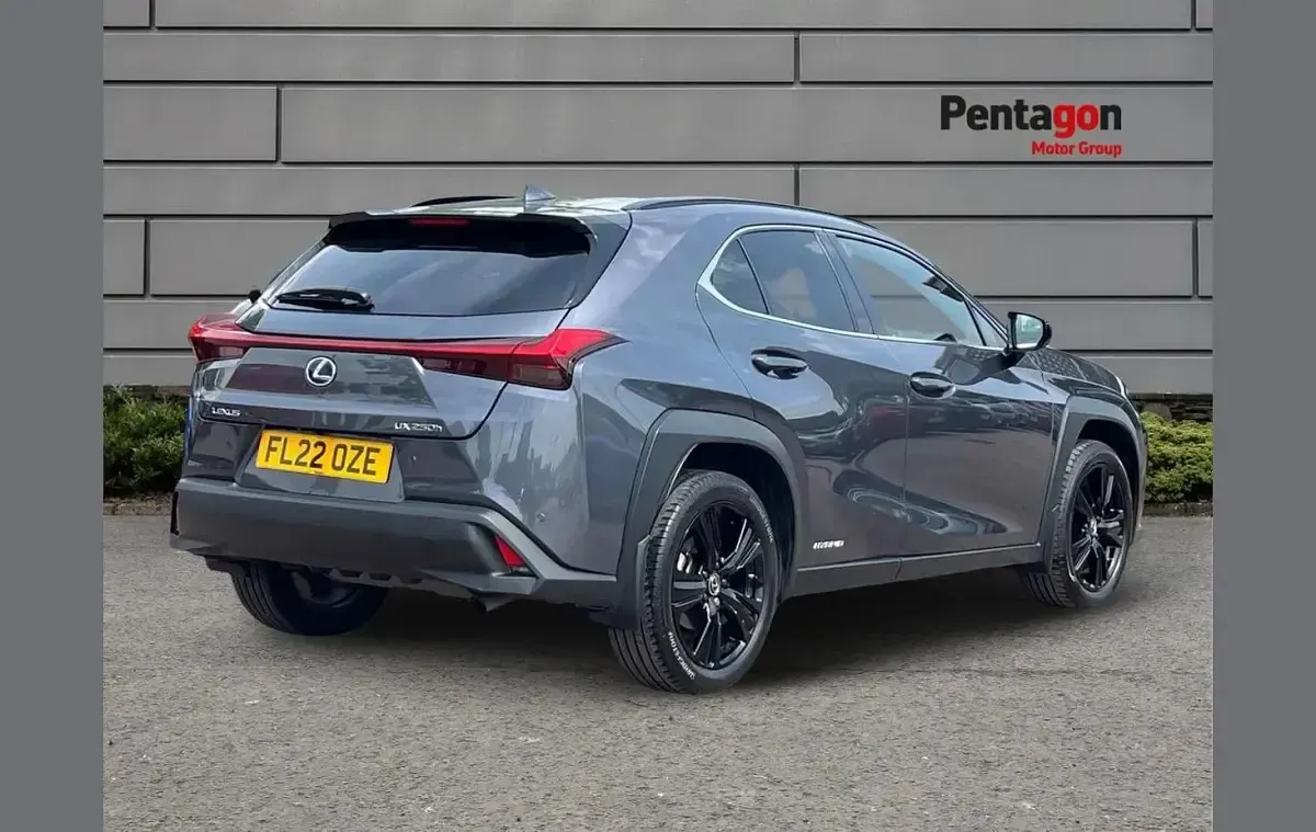Used Lexus UX 250h 180 HP (132 kW) 2022 Grey SUV