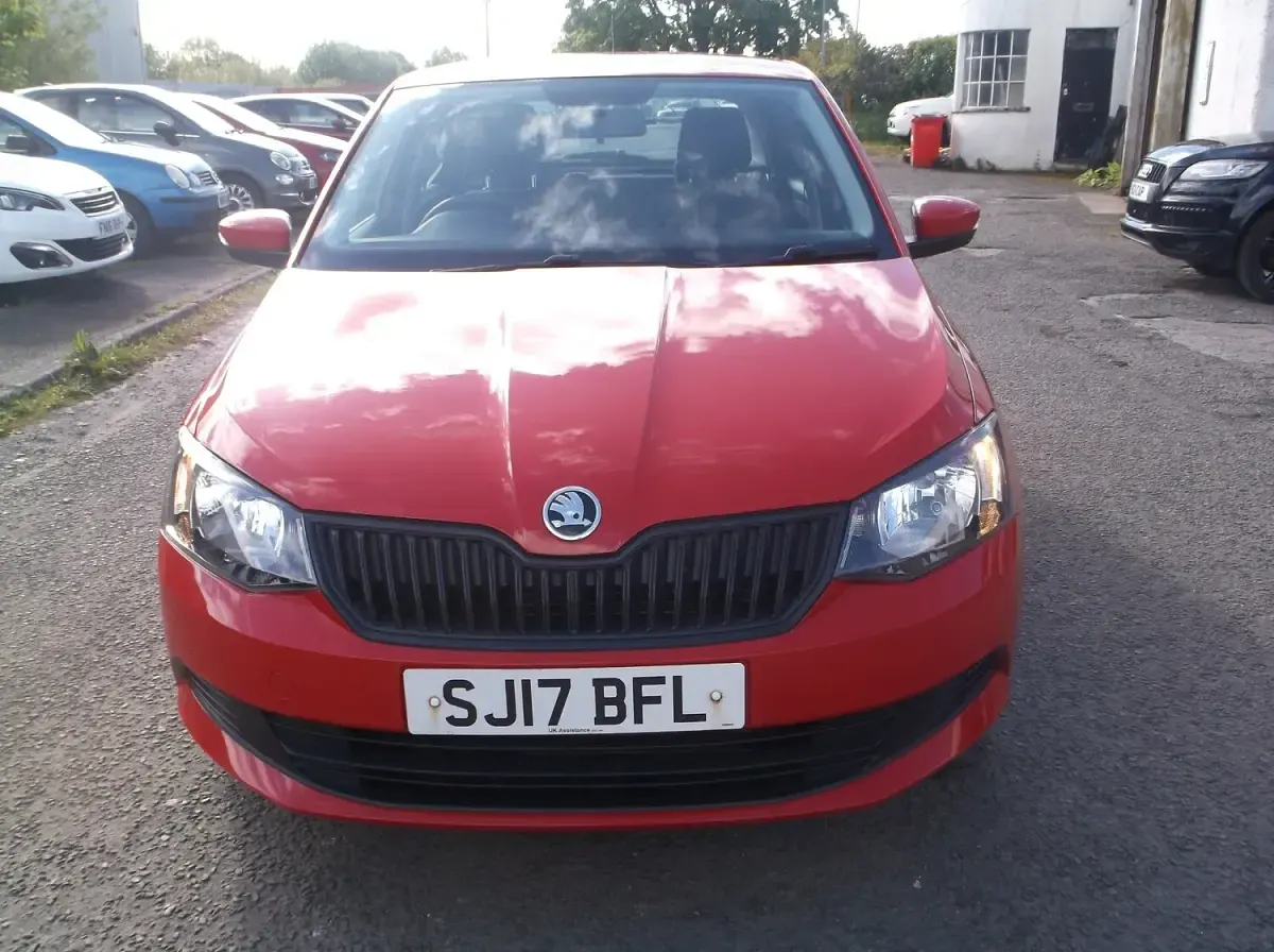 Used Skoda Fabia 60 HP (44 kW) 2017 Red Hatchback