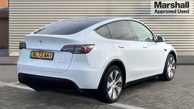 Used Tesla Model Y Long Range AWD 282 kW (384 HP) 2022 White SUV