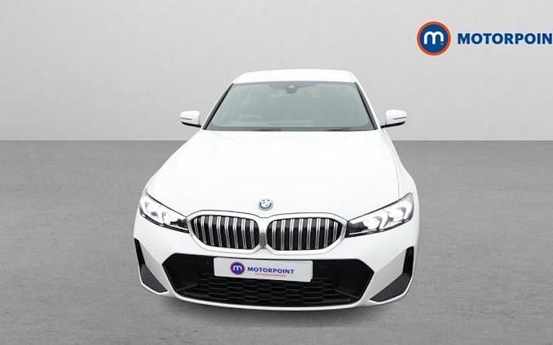 Used BMW 330e M Sport 292 HP (214 kW) 2025 White Sedan