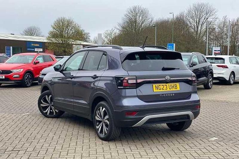 Usado VW T-Cross 110 HP (80 kW) 2023 SUV