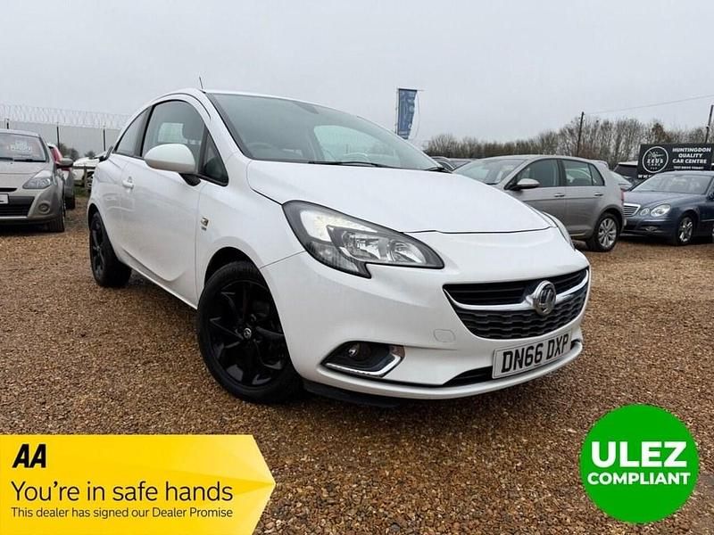 Used Vauxhall Corsa SRi 90 HP (66 kW) 2016 White Hatchback