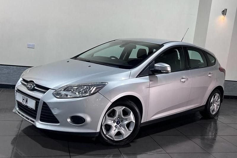 Silver Used 2014 Ford Focus Hatchback | £3,195 (Good price) - Image 1/1