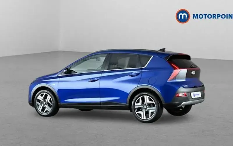 Used Hyundai Bayon Premium 101 HP (74 kW) 2023 Blue SUV