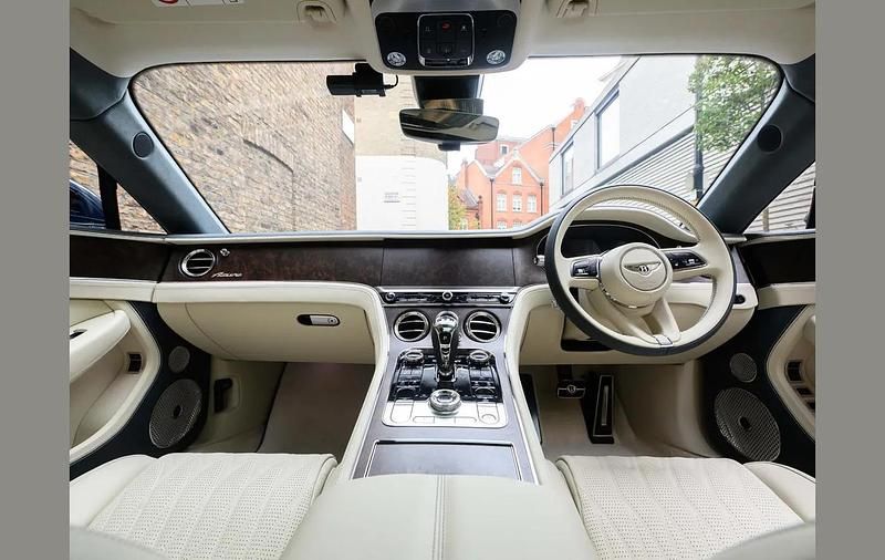 Used Bentley Flying Spur 635 HP (467 kW) 2020 Black Sedan