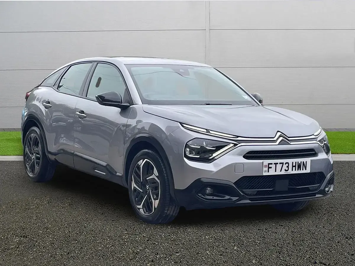 Używany Citroën C4 PureTech 2023 Szary SUV