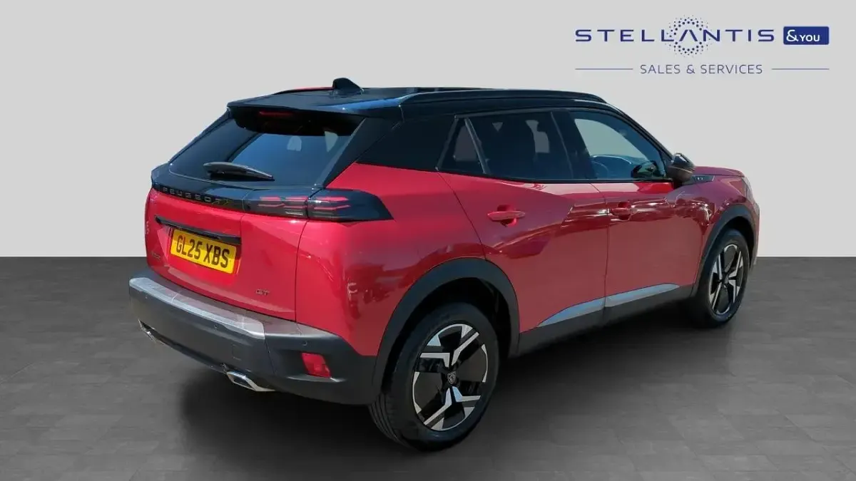 Used Peugeot 2008 GT 129 HP (94 kW) 2025 Red SUV