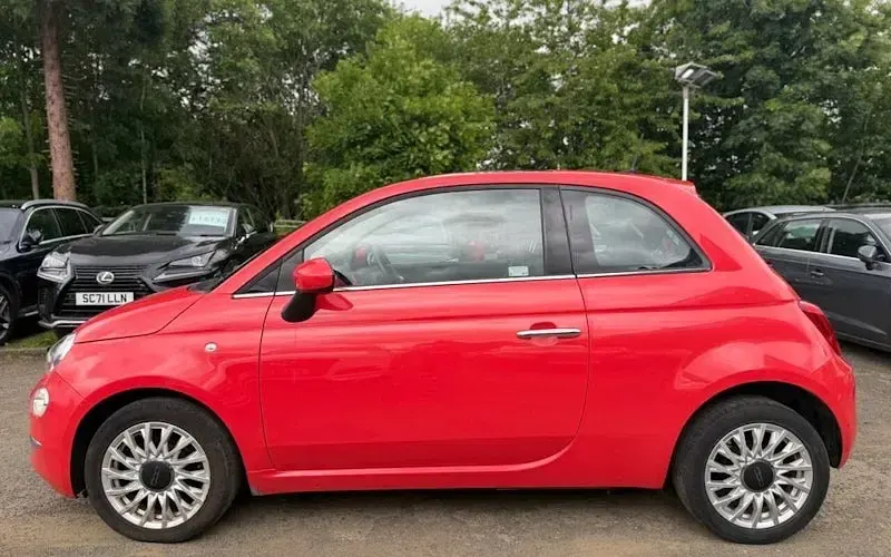Used Fiat 500 Lounge 69 HP (50 kW) 2018 Pink Hatchback